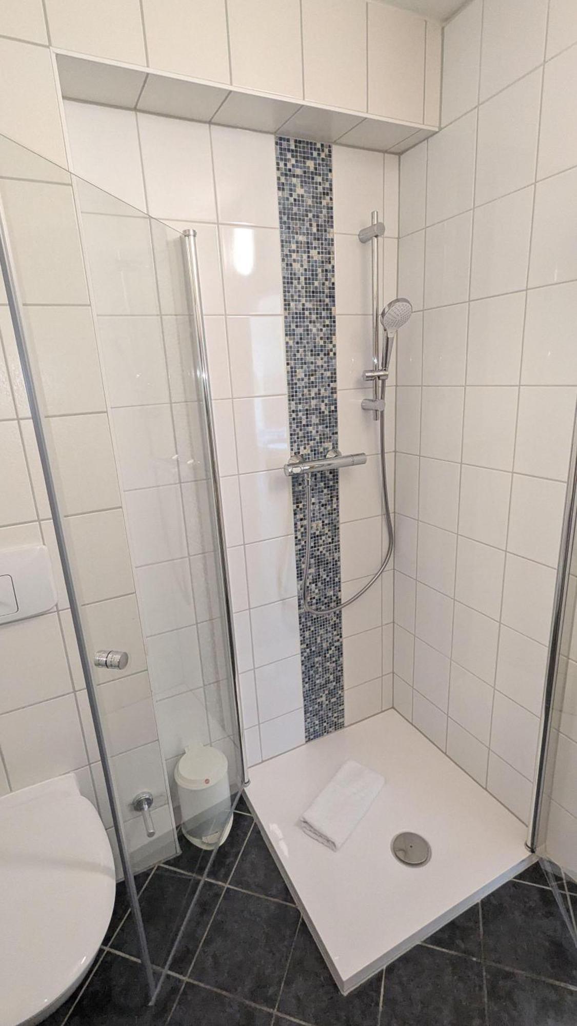 Yachthafenresidenz-Wohnung-9207-895 Kuehlungsborn Ngoại thất bức ảnh
